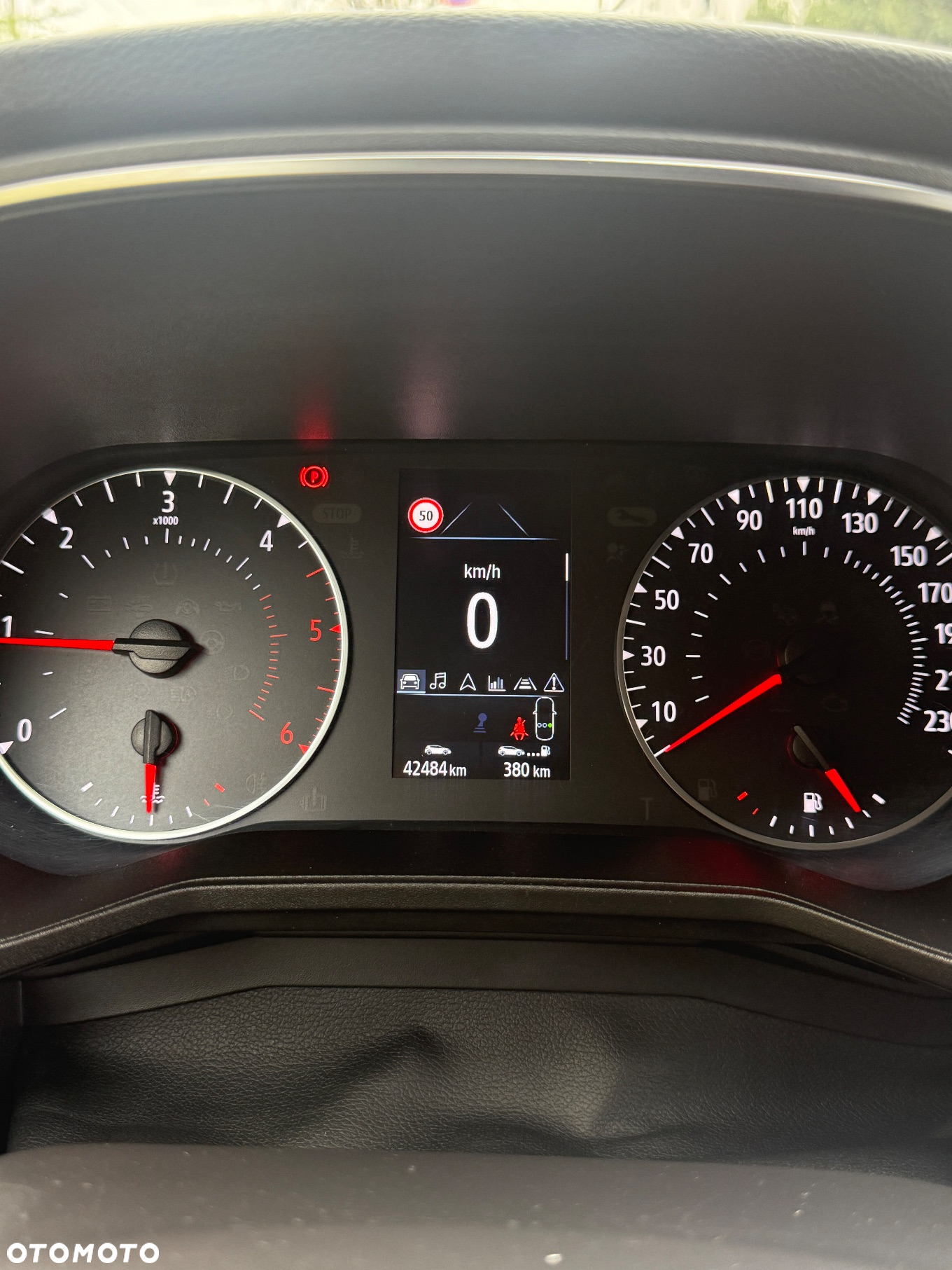 Renault Clio BLUE dCi 85 EXPERIENCE - 4