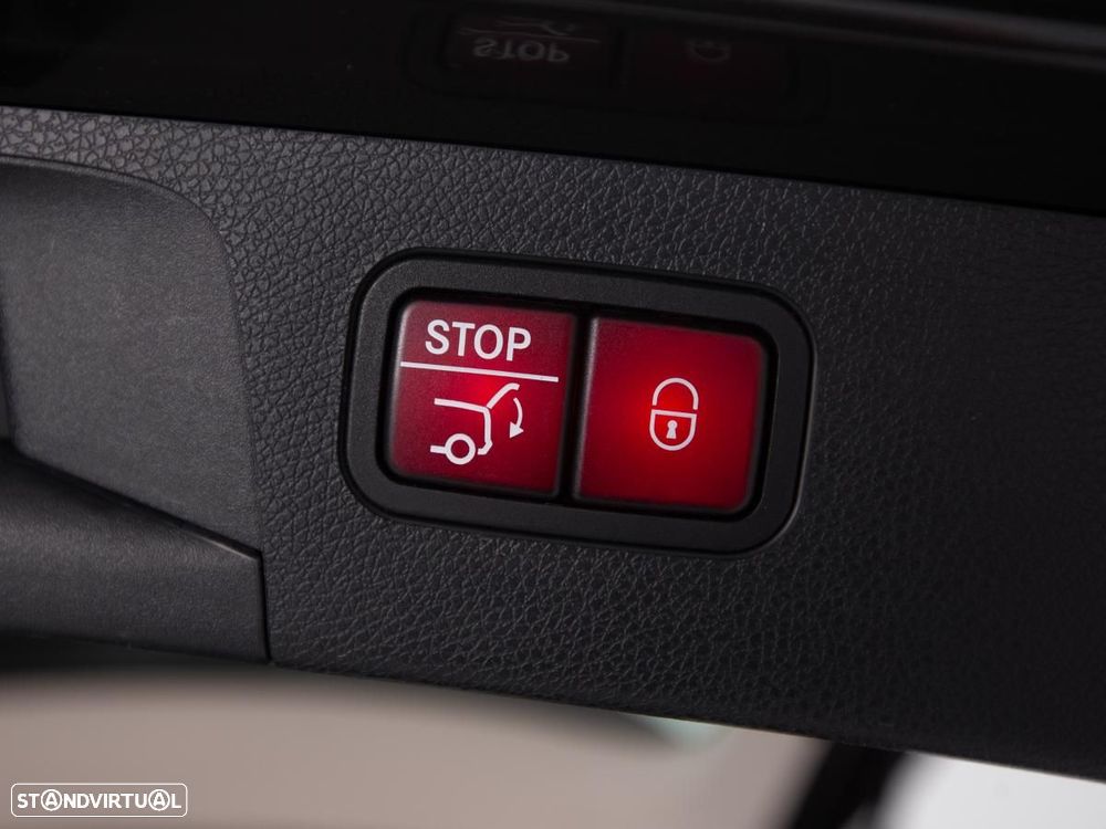 Mercedes-Benz E 300 de 4Matic 9G-TRONIC - 14