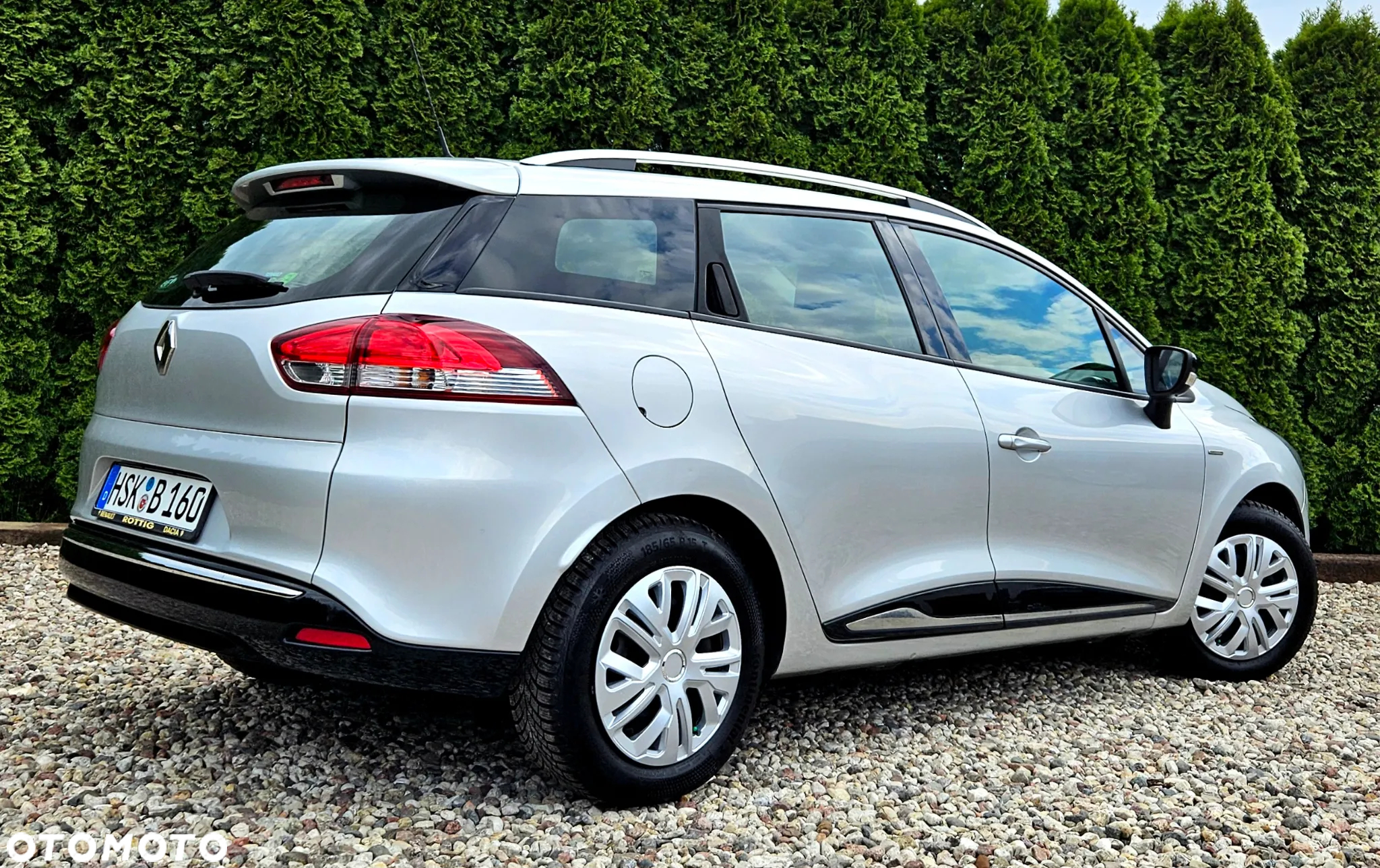 Renault Clio - 8
