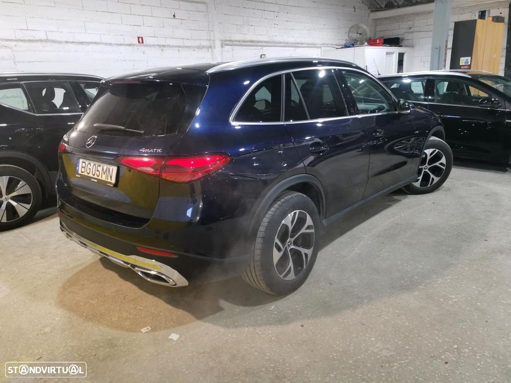 Mercedes-Benz GLC 300 e 4Matic - 3
