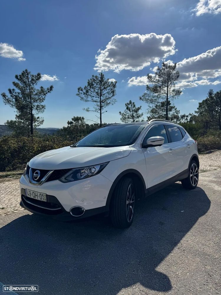 Nissan Qashqai 1.6 dCi Tekna 19 Alcantara Xtronic - 3