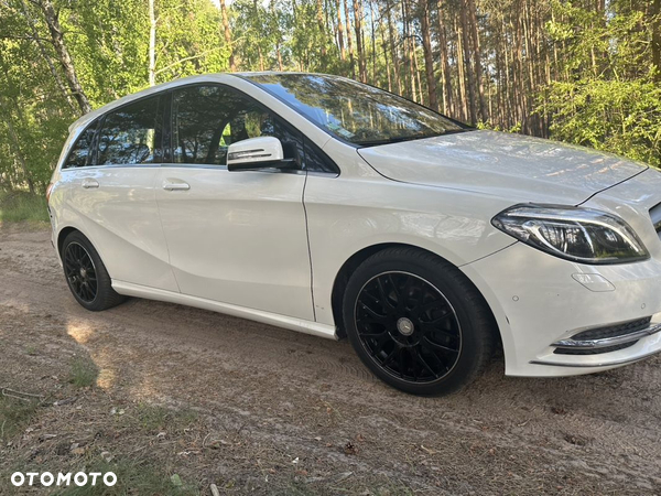 Mercedes-Benz Klasa B 180 CDI BlueEFFICIENCY EDITION 1