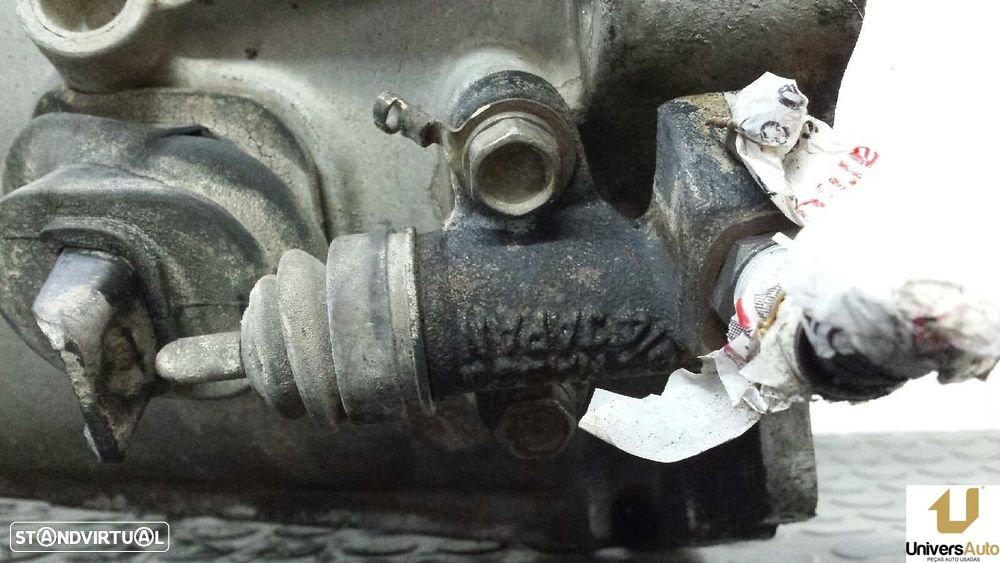 CAIXA DE VELOCIDADES NISSAN VANETTE CARGO 2.3 DIESEL - 3