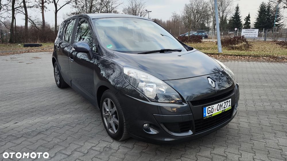 Renault Scenic 1.6 16V 110 TomTom Edition - 13