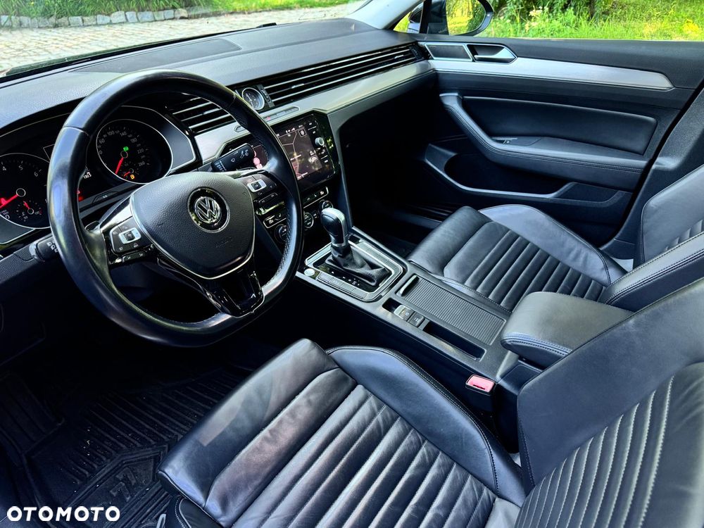 Volkswagen Passat 2.0 TSI BMT Highline DSG - 11