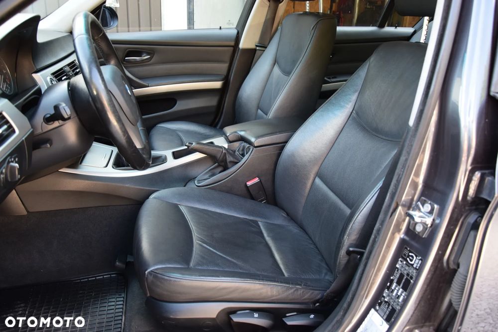 BMW Seria 3 - 21