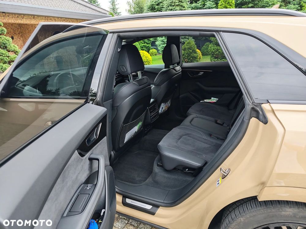 Audi Q8 55 TFSI e PHEV Quattro Tiptronic - 18