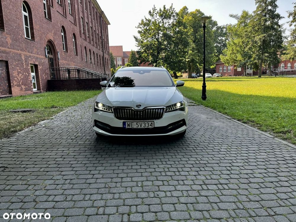 Skoda Superb 2.0 TDI SCR Ambition DSG - 10