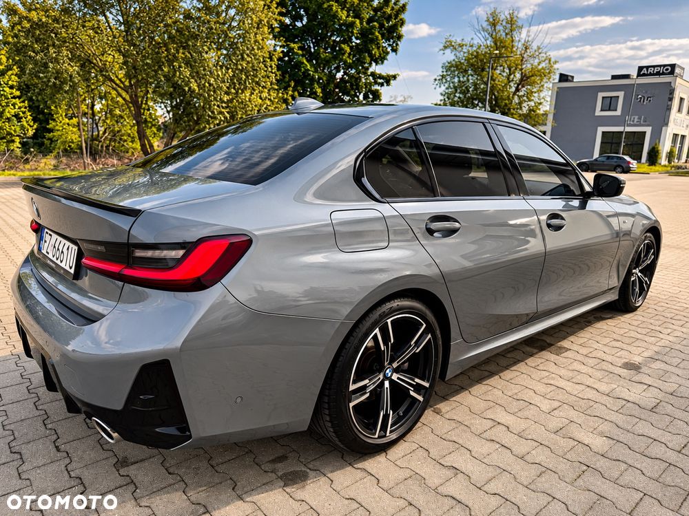 BMW Seria 3 320i - 10