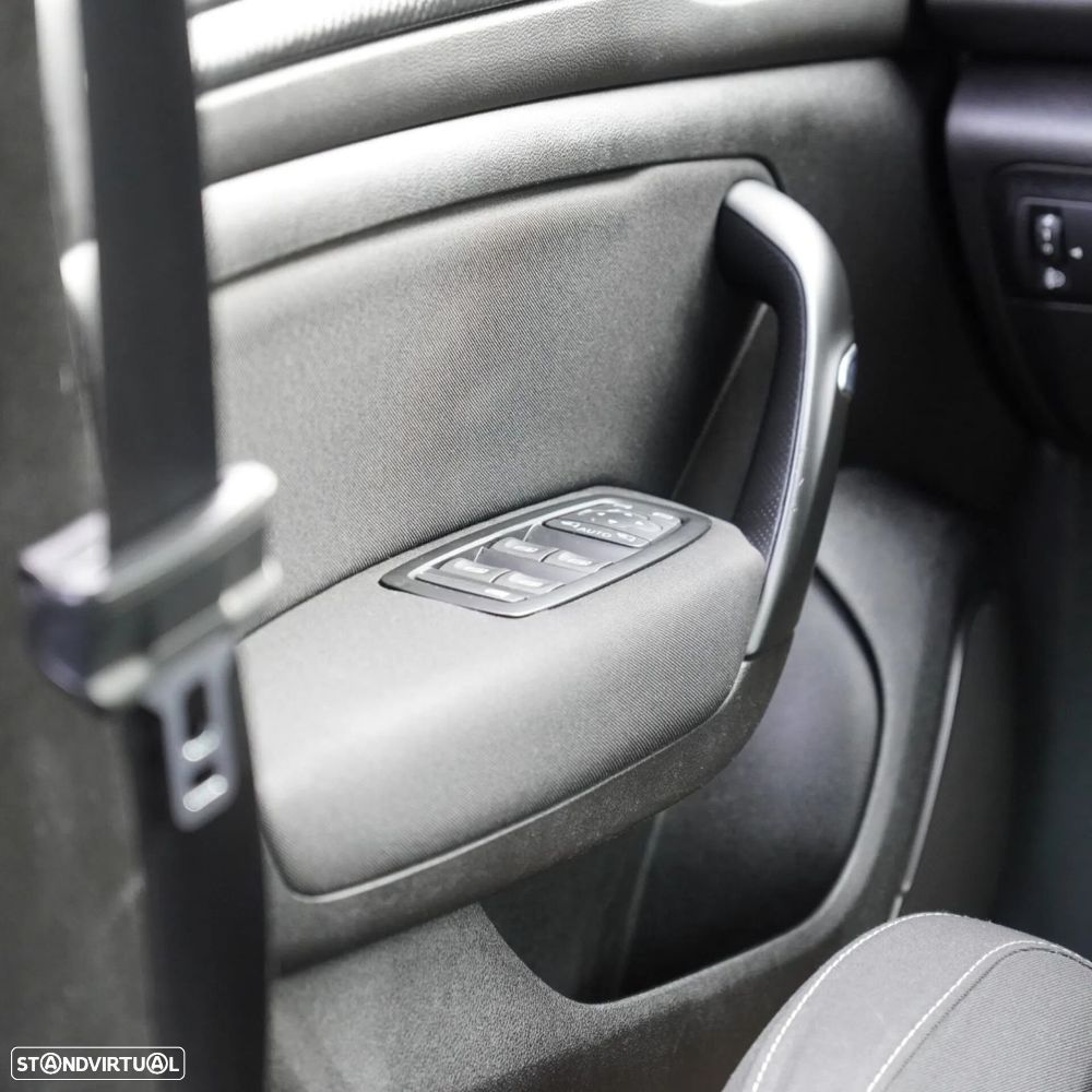 Renault Mégane 1.5 Blue dCi Limited - 25