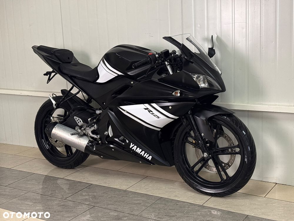 Yamaha YZF - 1