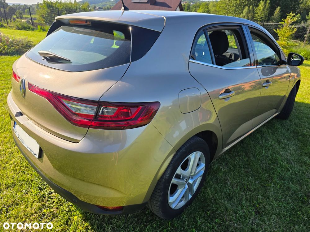 Renault Megane 1.6 SCe Intens - 4
