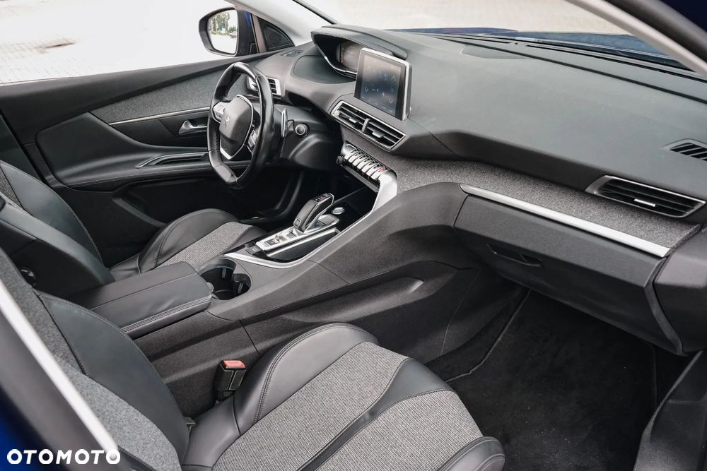 Peugeot 3008 PureTech 130 Stop & Start GPF EAT8 Allure - 21