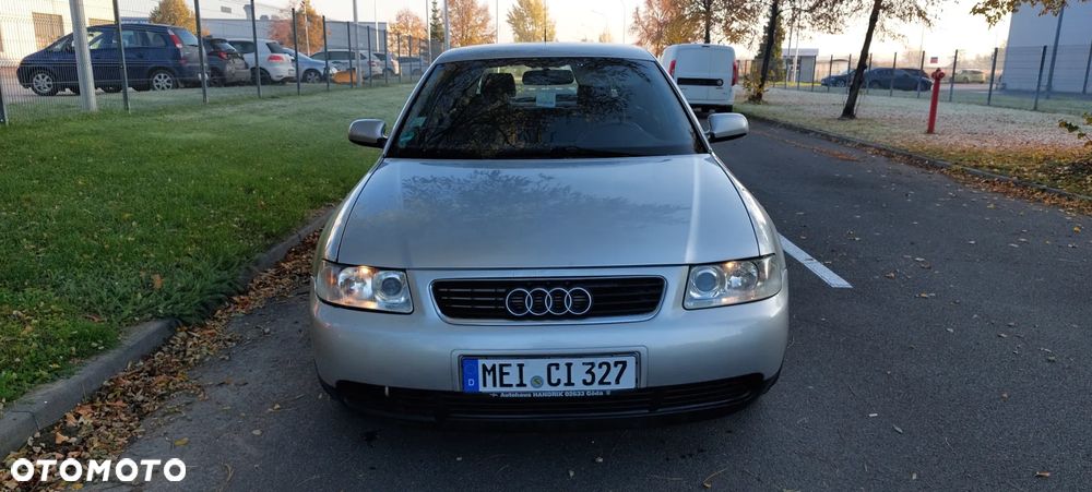 Audi A3 ver-a3-1-6-ambiente - 8