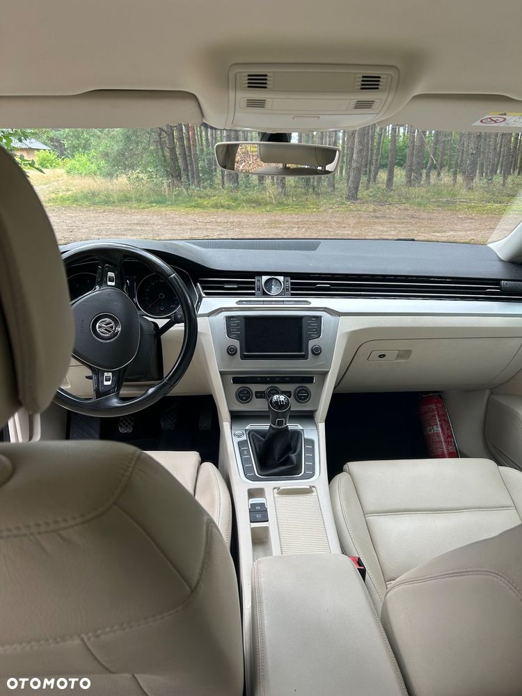 Volkswagen Passat 1.6 TDI (BlueMotion Technology) Comfortline - 5