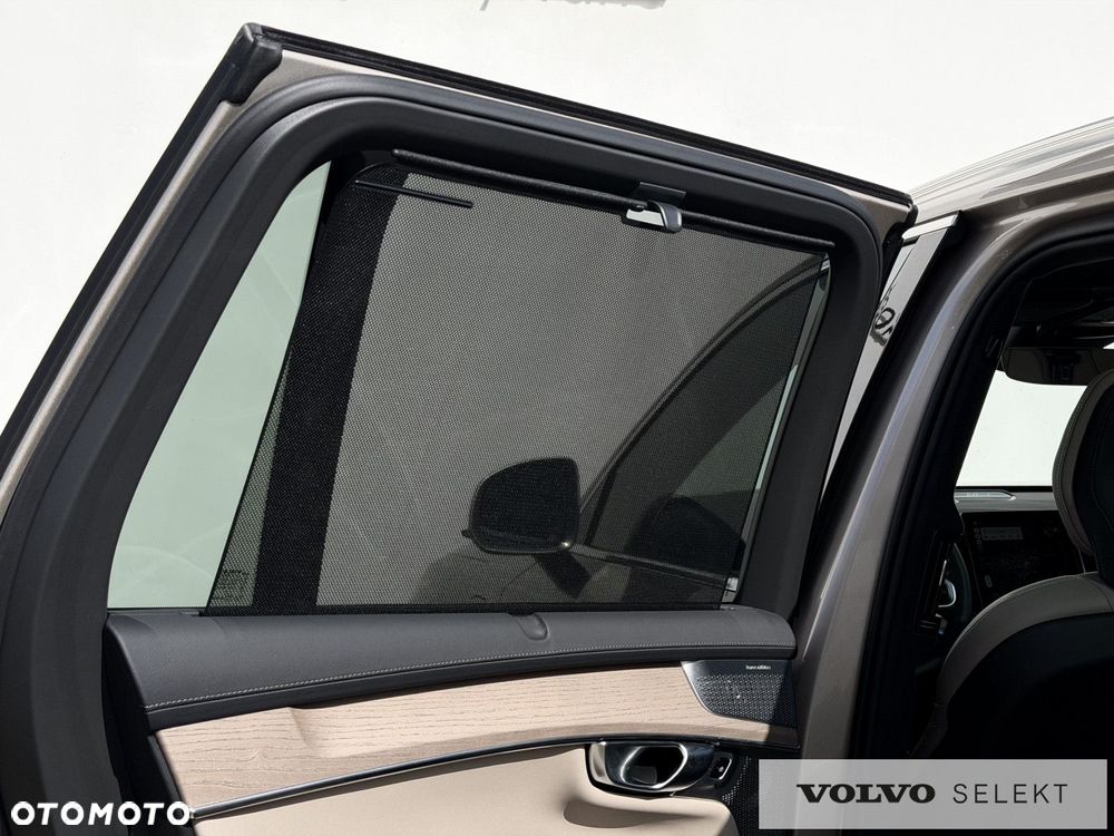 Volvo XC 90 - 16