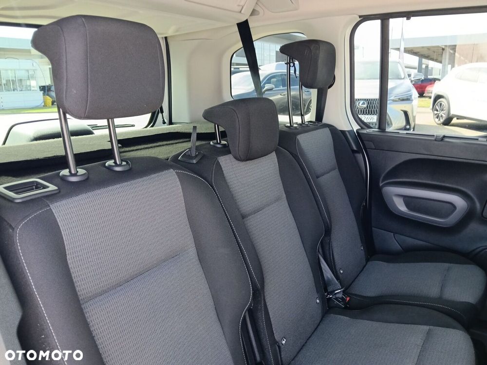 Toyota Proace City Verso 1.2 D-4T Family - 12