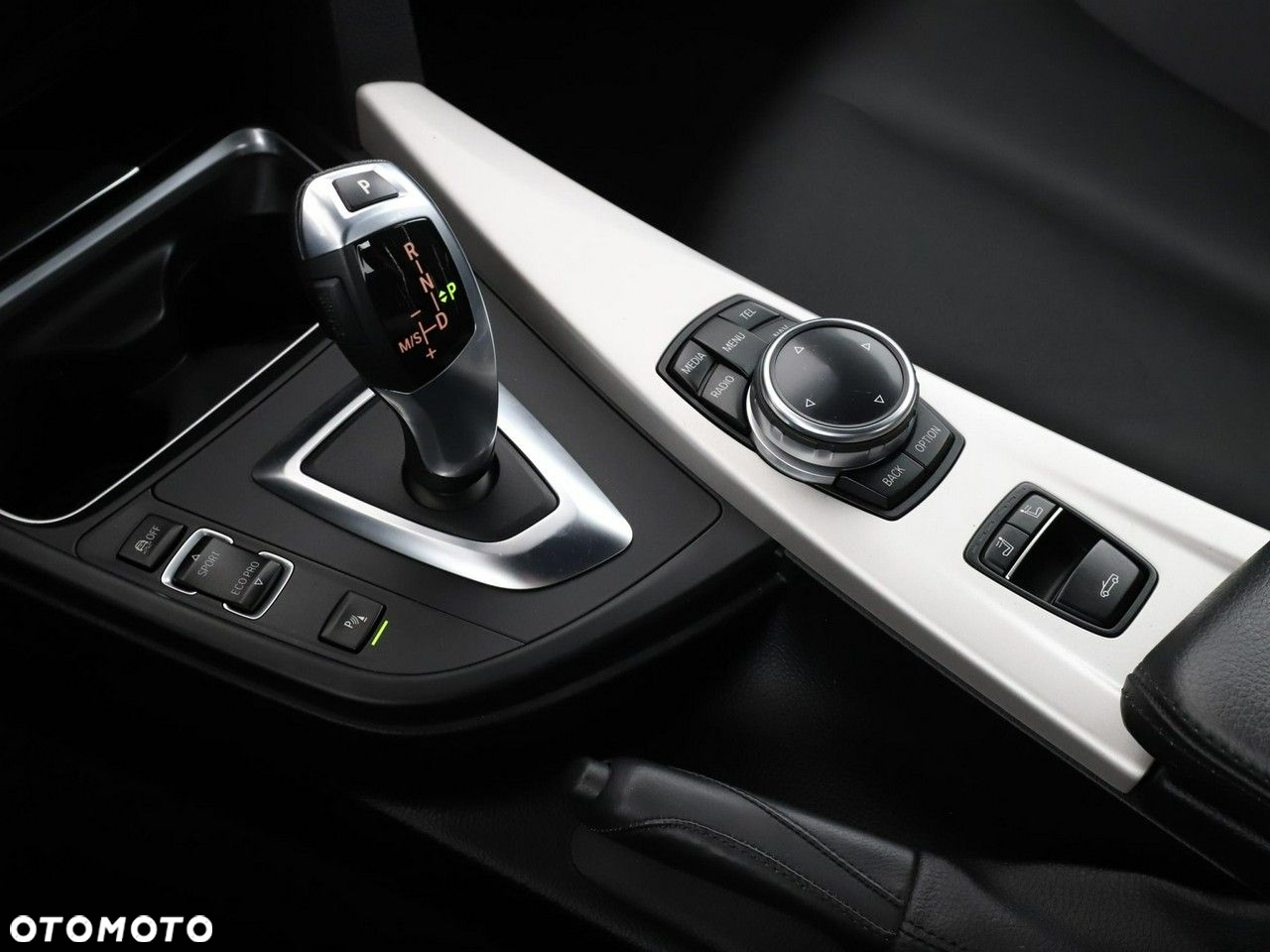 BMW Seria 4 420d - 29