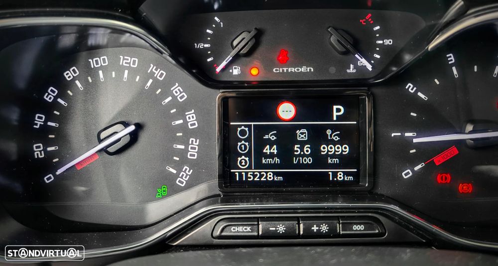 Citroën C3 Aircross BlueHDI 120 Stop & Start EAT6 SHINE PACK - 4
