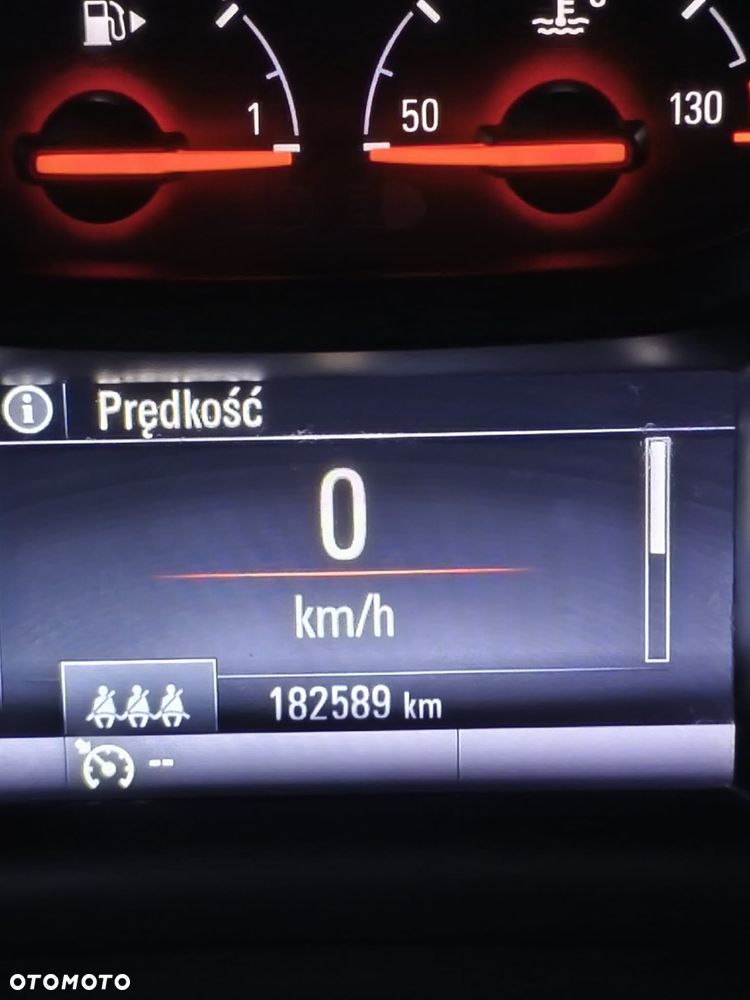 Opel Astra 1.6 D Start/Stop Business - 10