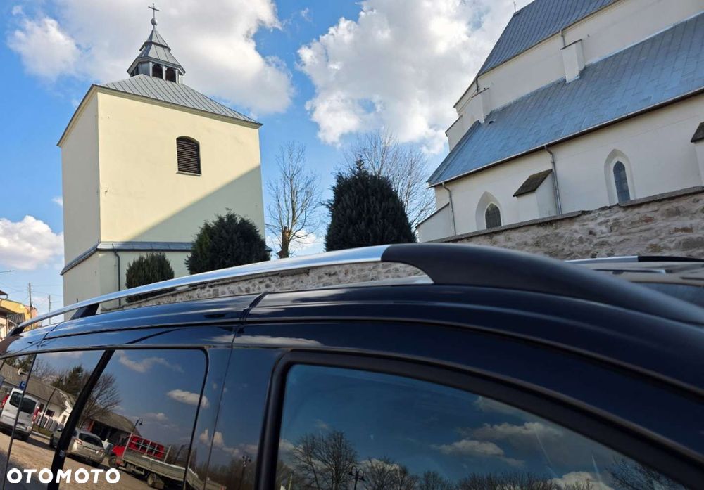 Mercedes-Benz Klasa V - 40