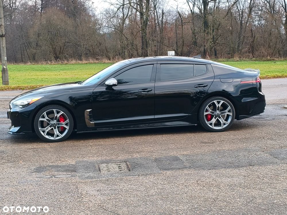 Kia Stinger 3.3 T-GDI V6 GT AWD - 11