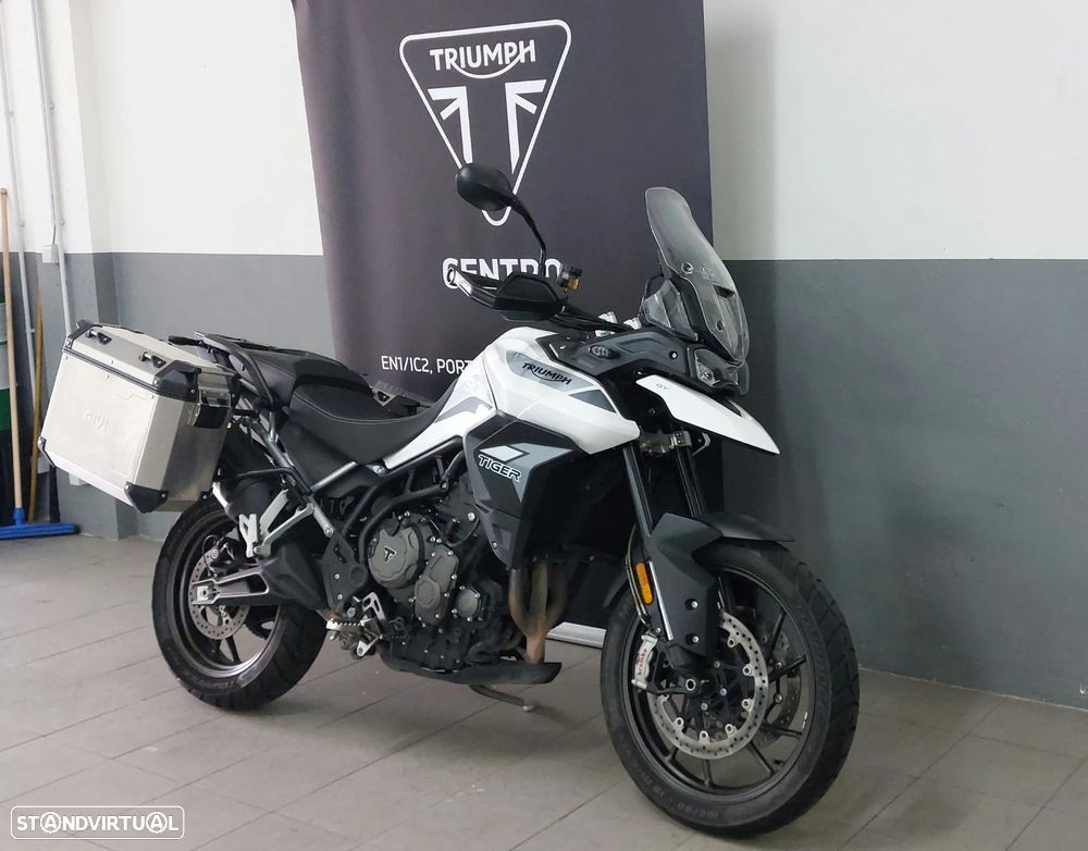 Triumph Tiger 900 GT - 6