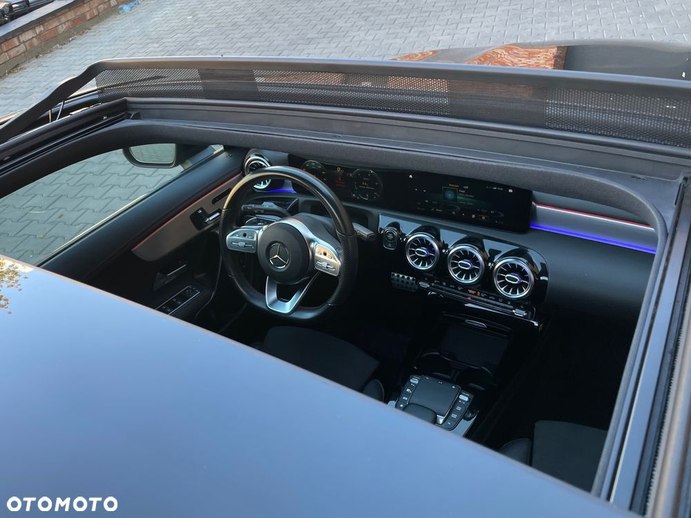 Mercedes-Benz CLA 200 Shooting Brake 7G-DCT AMG Line - 34