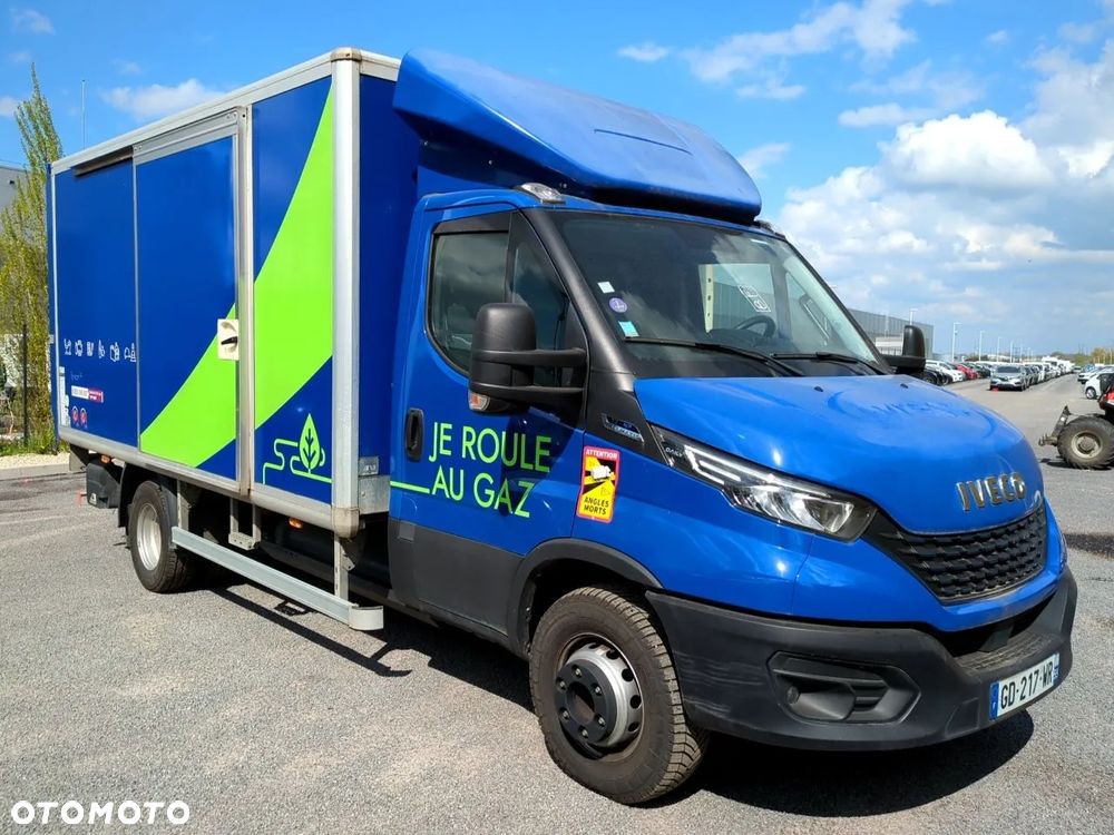 Iveco DAILY CAISSE 7T2 - 2