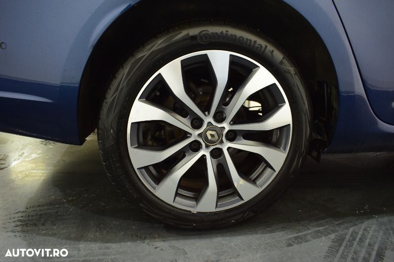 Renault Megane TCe 140 EDC GPF Techno - 8