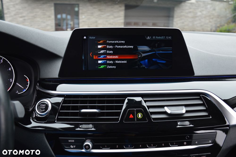 BMW Seria 5 520d xDrive Sport Line sport - 30