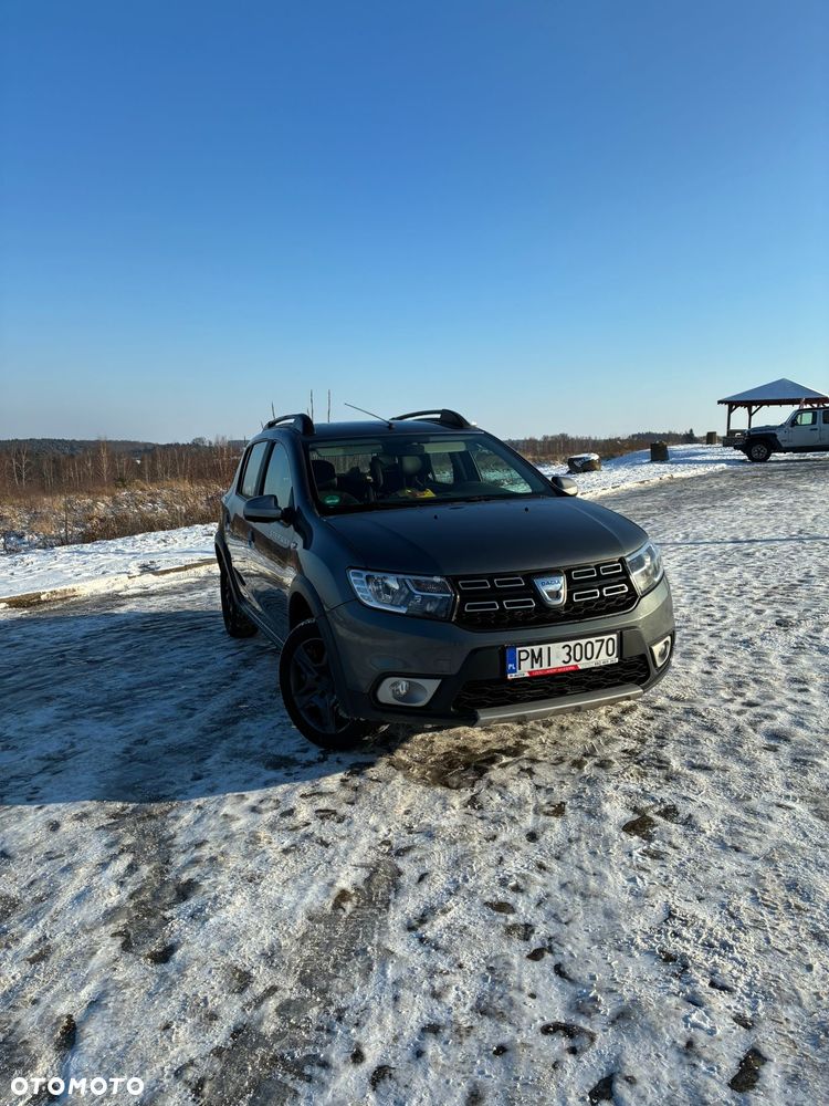 Dacia Sandero TCe 90 Celebration - 1