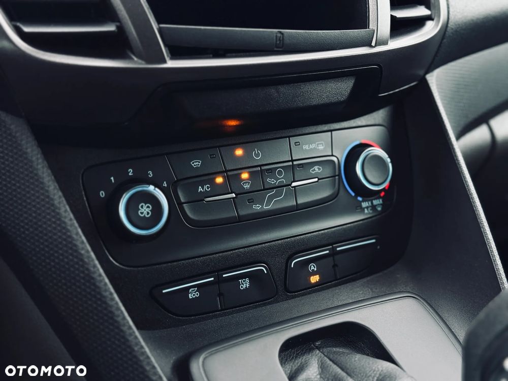 Ford Transit Connect 230 L2 S&S Autm Trend - 28