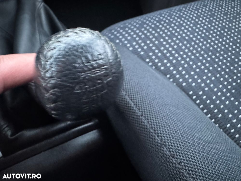 Mitsubishi L200 Pick Up 4x4 Autm. Intense Double Cab - 12