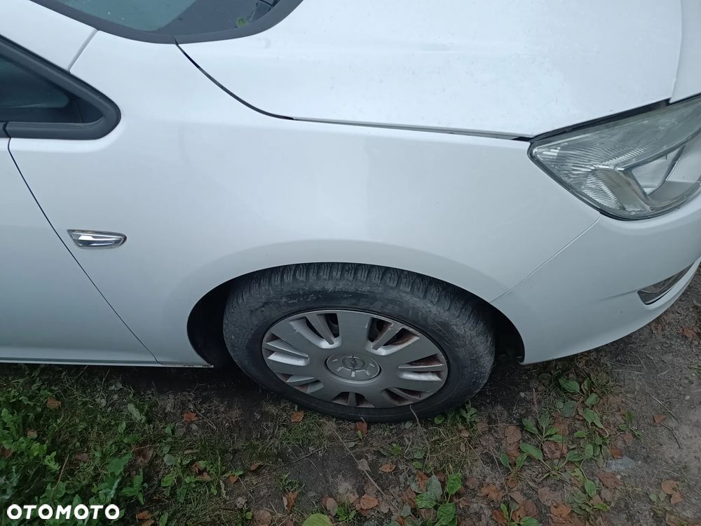 Zderzak maska błotnik lampa komplet przód opel astra j iv z40r 2011r 1.4 b - 2
