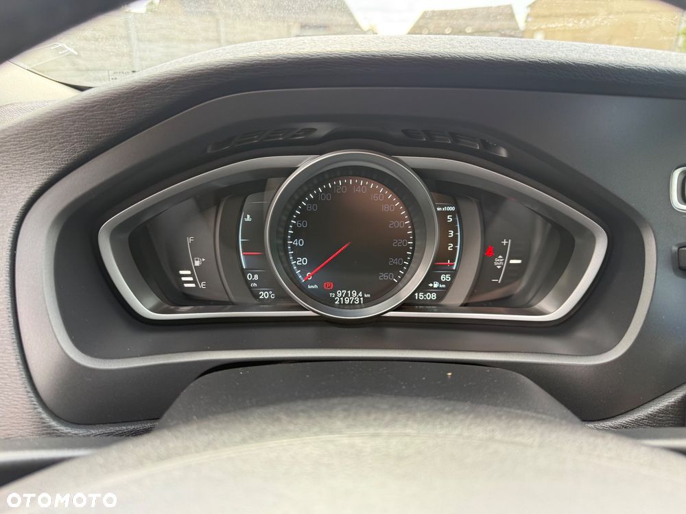 Volvo V40 D2 - 12