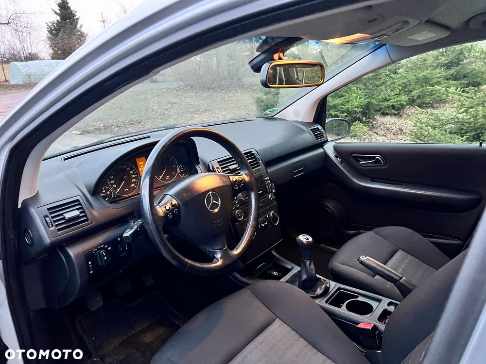 Mercedes-Benz Klasa A 170 Avantgarde - 15