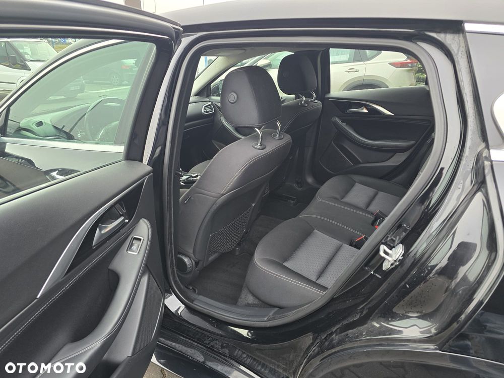 Infiniti Q30 1.5d DCT Business Executive - 12