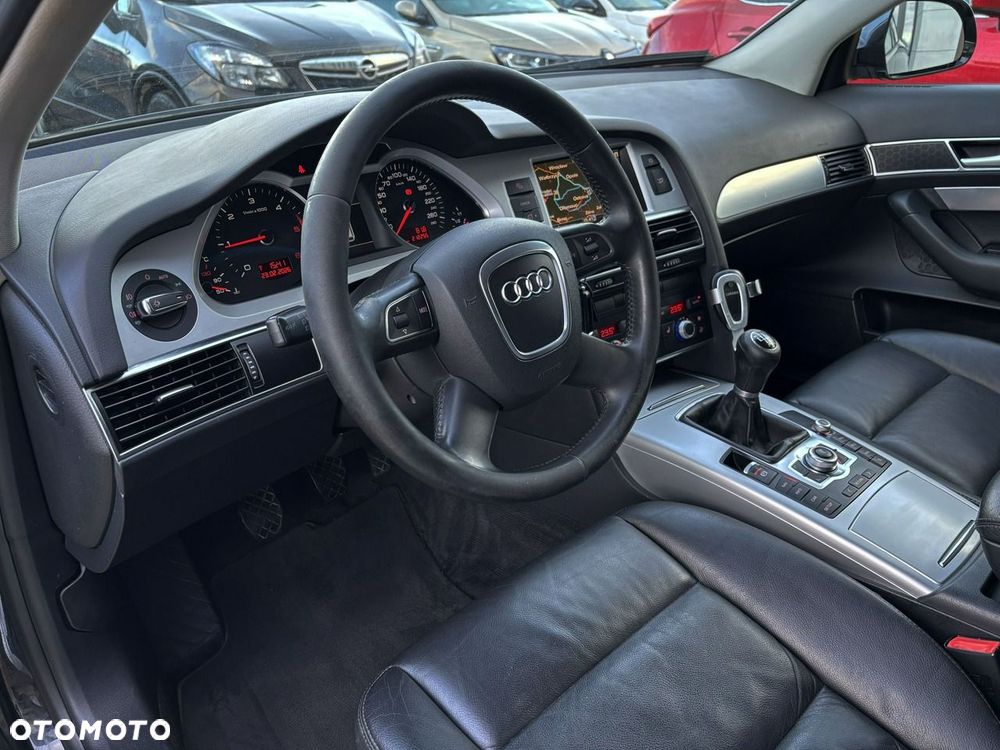 Audi A6 Avant - 14