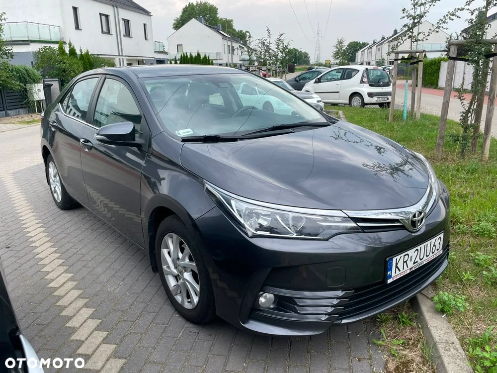 Toyota Corolla 1.6 Classic Plus - 4