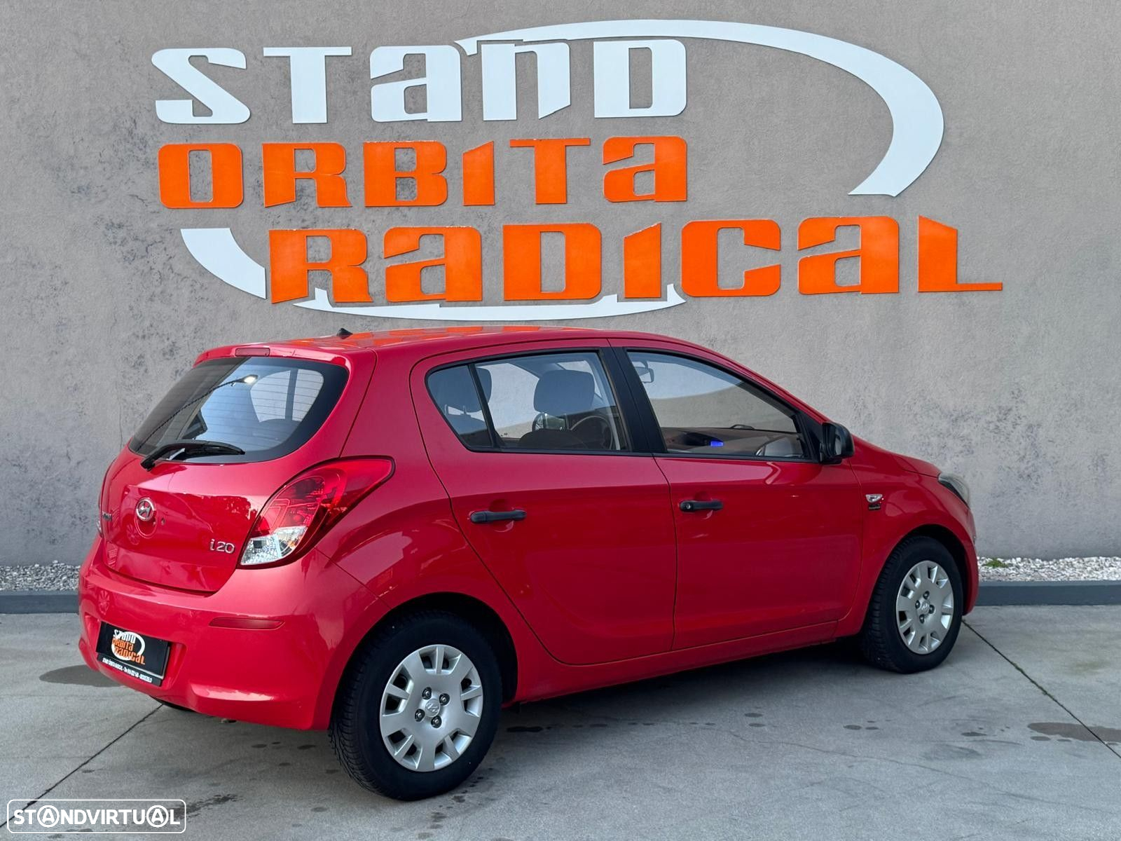 Hyundai i20 - 18