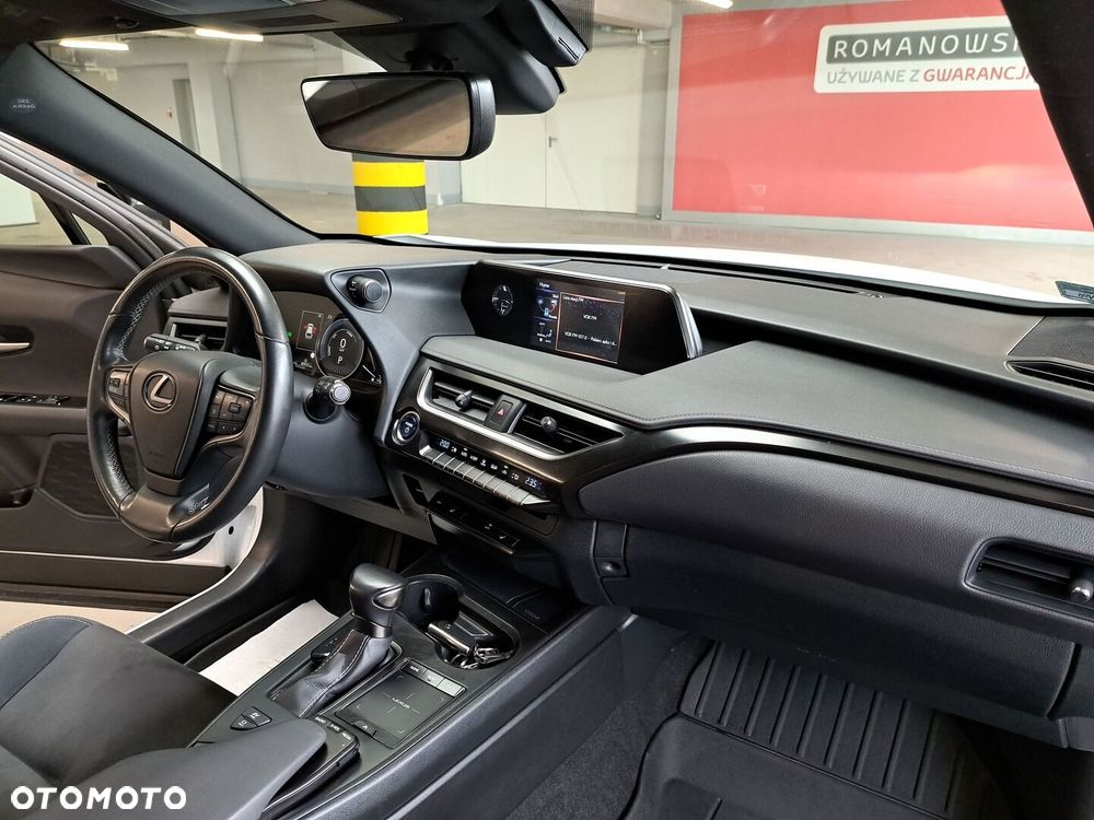 Lexus UX 250h GPF Business Edition 2WD - 12