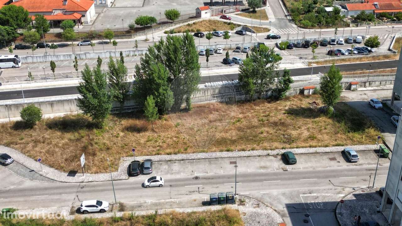 Terreno  para venda - Grande imagem: 2/5