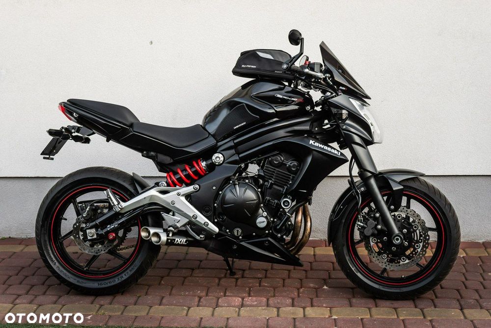 Kawasaki ER - 2