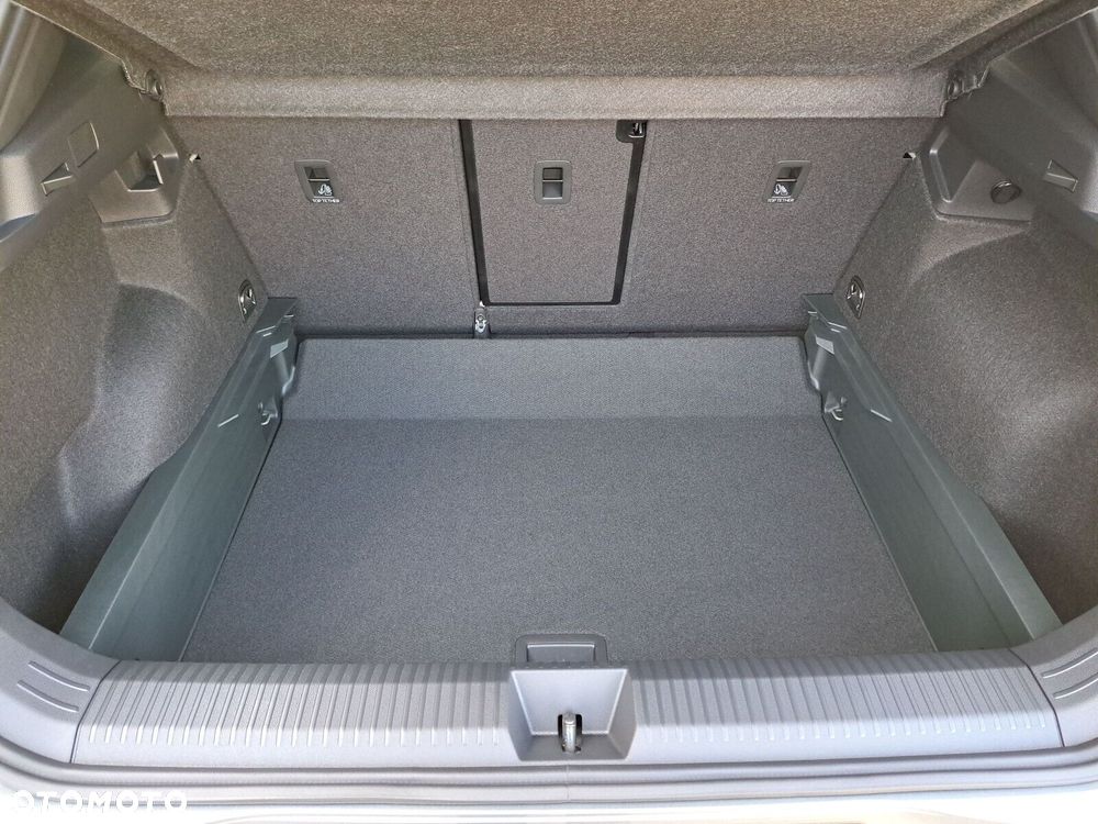 Volkswagen T-Roc - 20