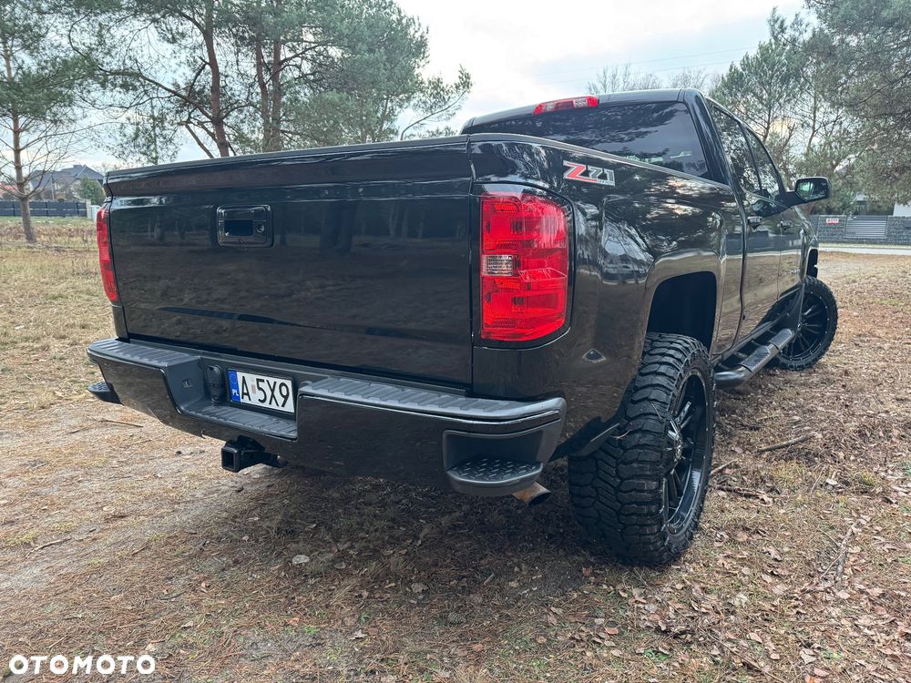 Chevrolet Silverado - 16