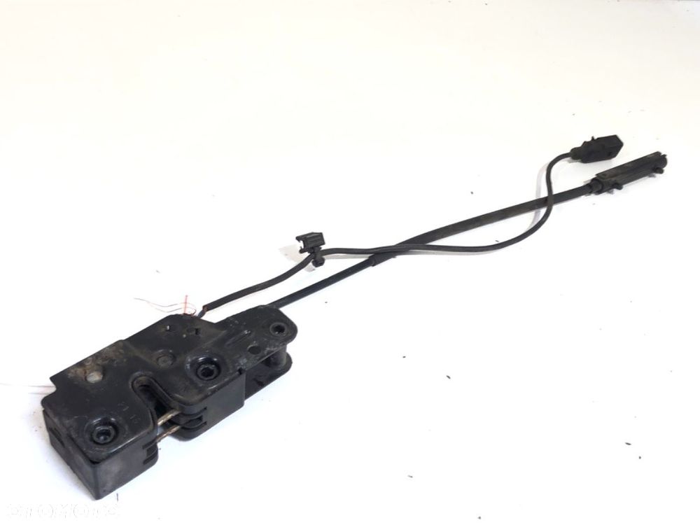 ZAMEK MASKI PRZÓD  AUDI A4 B8 (8K2) 2007 - 2015 2.0 TFSI 155 kW [211 KM] benzyna 2008 - 2013 - 2