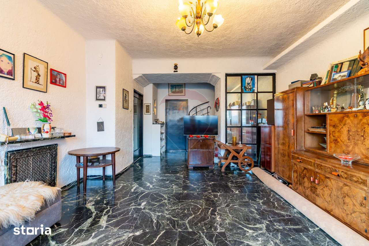 Interior view of Apartament 4 bedroom in Strada Pictor Iscovescu Barbu