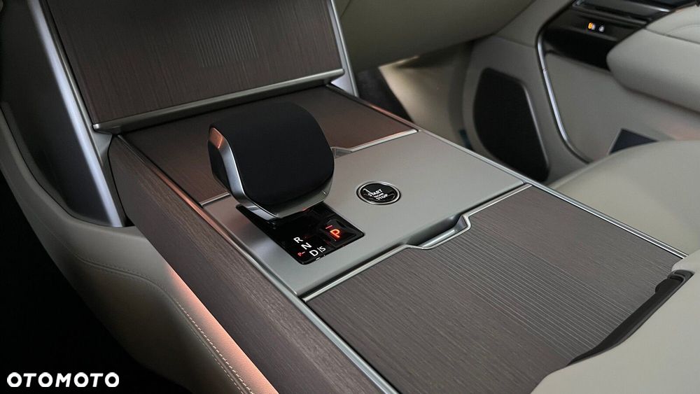 Land Rover Range Rover - 16