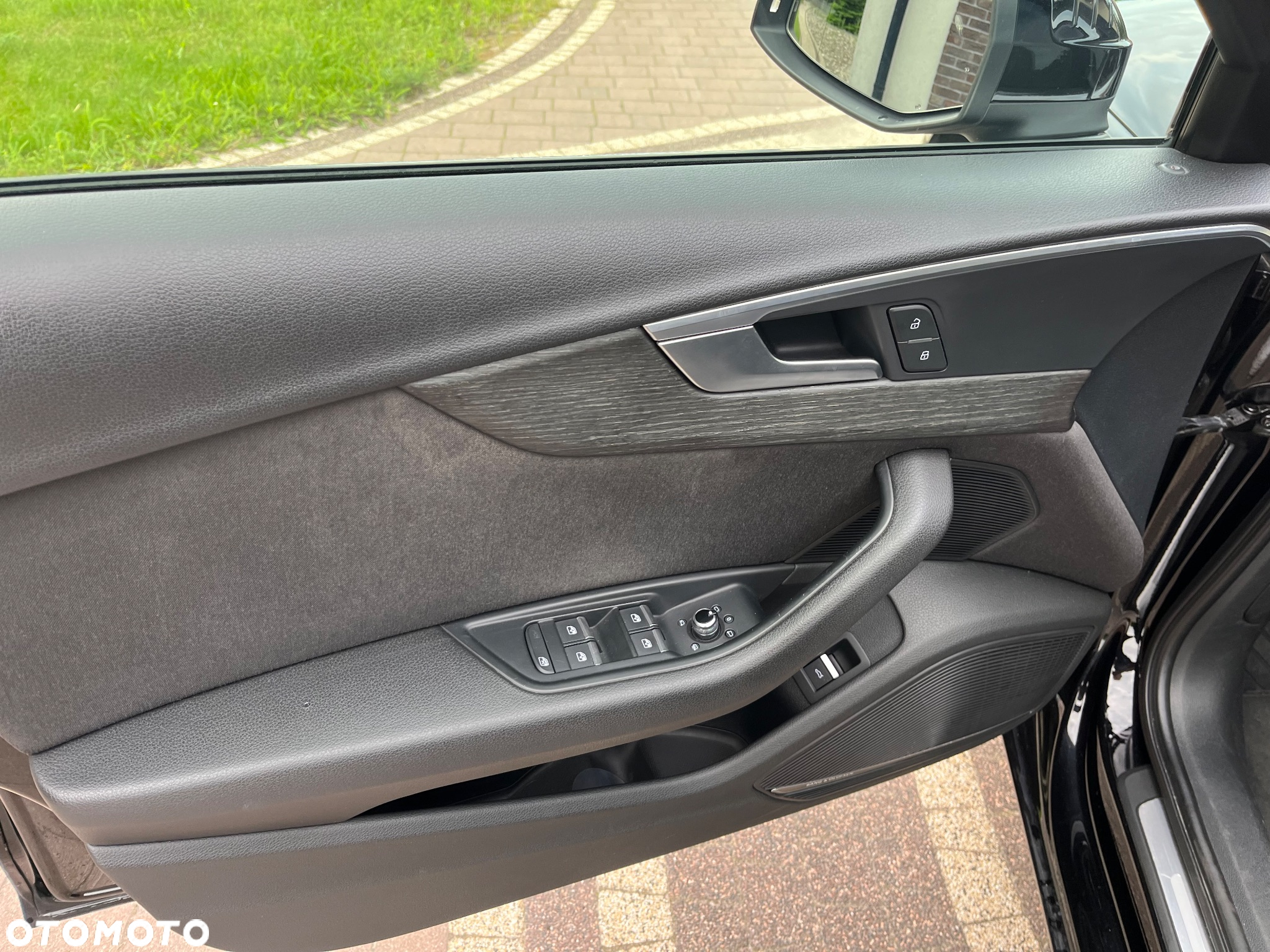Audi A4 2.0 TDI ultra S tronic sport - 19
